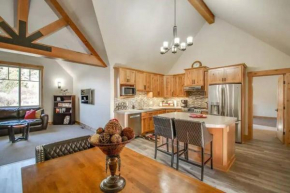 The Chalet Near Downtown Leavenworth,
